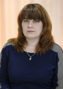 Страмилова Елена Алексеевна Заведующий . Образование: высшее, педагогическое. ЗабГГПУ им. Н.Г. Чернышевского. Общий стаж:  27 лет, педагогический стаж — 22 год. Электронный адрес: elena-stramilova@mail.ru  Контактные телефоны: 8-30-257-46-177 (факс), 8-30-257-46-114